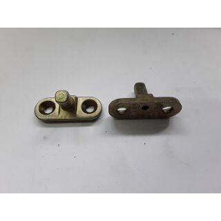 ROTO FENTRO 200 Schliesszapfenplatte schräg gelb verzinkt, 40 x 16mm, Lochabstand 25mm, Zapfen 15mm FachX2509