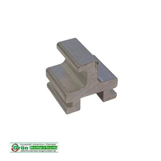 HUECK Aluprofil - Zubehörteil 19,5 x 16 x 18mm  FachC8/11
