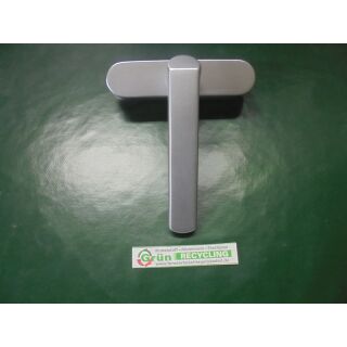 WSS Schlechtendahl Fenstergriff Getriebegriff Gabelvorstand 24mm Lochabstand 84mm Design Line silberfarbig eloxiert FachP2308