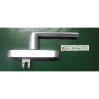 WSS Schlechtendahl Fenstergriff Getriebegriff Gabelvorstand 29mm Lochabstand 84mm Design Line silberfarbig eloxiert FachP2614