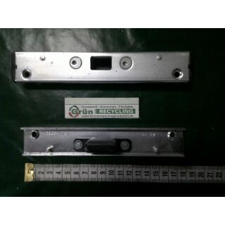 KFV Türschließblech für Mehrfachverriegelung Bolzen verstellbar 2325 915 G 180 x 32 x 10mm FachP1168