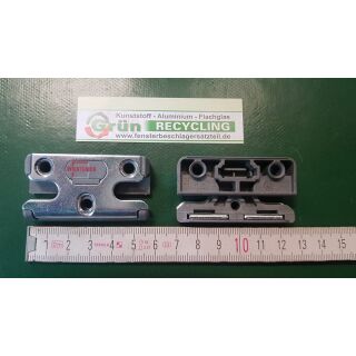 SIEGENIA Schließblech S-RS 3SL A2727 56 x 31mm, 2723 mit der Aufschrift ,,Wichterich FachX2023