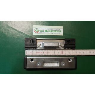 GU Haustürschließblech Automatik Massivriegel, U Form 30 x 8mm , 120mm /NL12/ ESt2K FachX2338