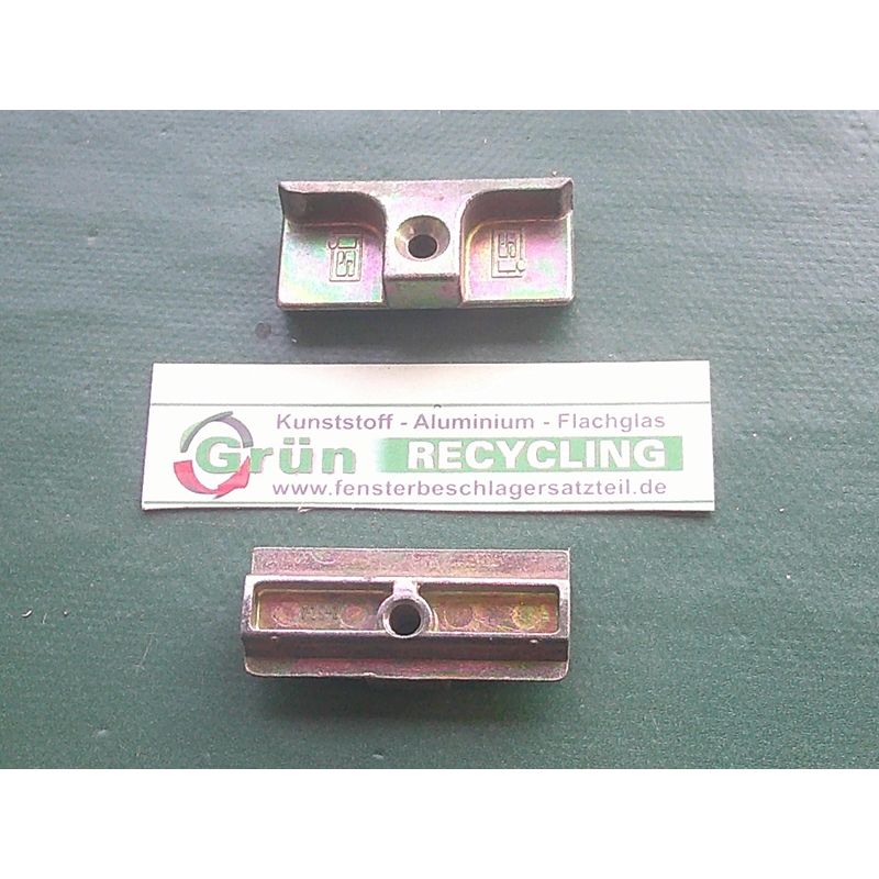 El Proceso De Lavar Las Placas En El Fregadero Las Manos Y Las Placas De Cierre Gm1141888753 306096500