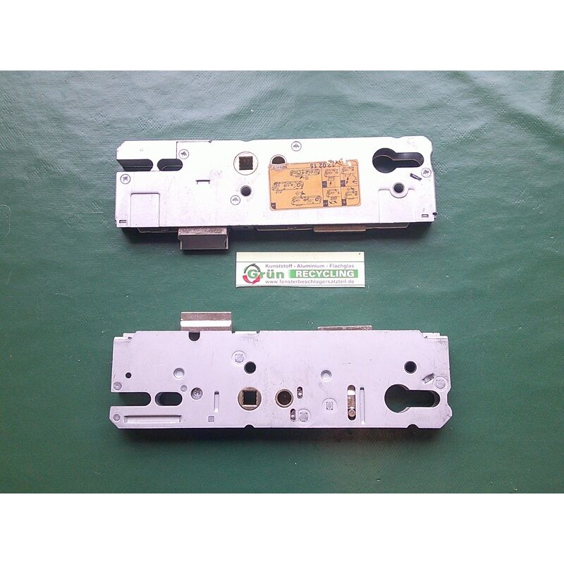 ROTO MVZ HAUPTSCHLOSSKASTEN 40mm Dorn 85 Entfernung 8mm Vierkant Zylinderbetät. EUR 94,11 - DE ROTO MVZ HAUPTSCHLOSSKASTEN 40mm Dorn 85 Entfernung 8mm Vierkant Zylinderbetät. EUR 94,11 - DE