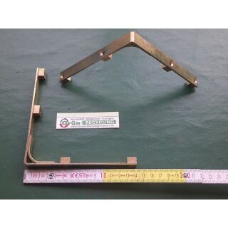 Grundplatte für Drehband Schenkelmaße 140 x 140 x 15mm RaumX652