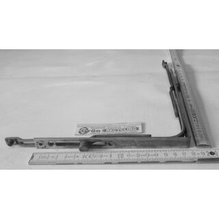 Eckumlenkung * 180x180mm eine Seite mit Rollzapfen, andere Seite mit Pilzzapfen FachB201