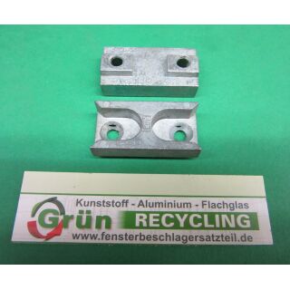 AUBI Schließblech 4A82893 4x3 / 6x3 , 37 x 18mm SchrankP058/8