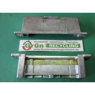 HARTMANN Fehlbedienungssperre 021300, passend zu Griff 13801, 95 x 27 mm, Lochabstand 85 mm, RaumX199