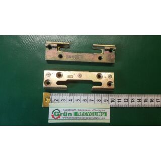 SIEGENIA Schließblech A1180 , 96 x 25mm, Öffnung 6mm SchrankP039/4 - RaumX033