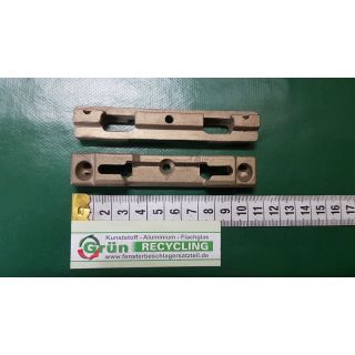 ROTO Sicherheitsschließblech für Holzfenster 106 x 18mm  SchrankP130/8